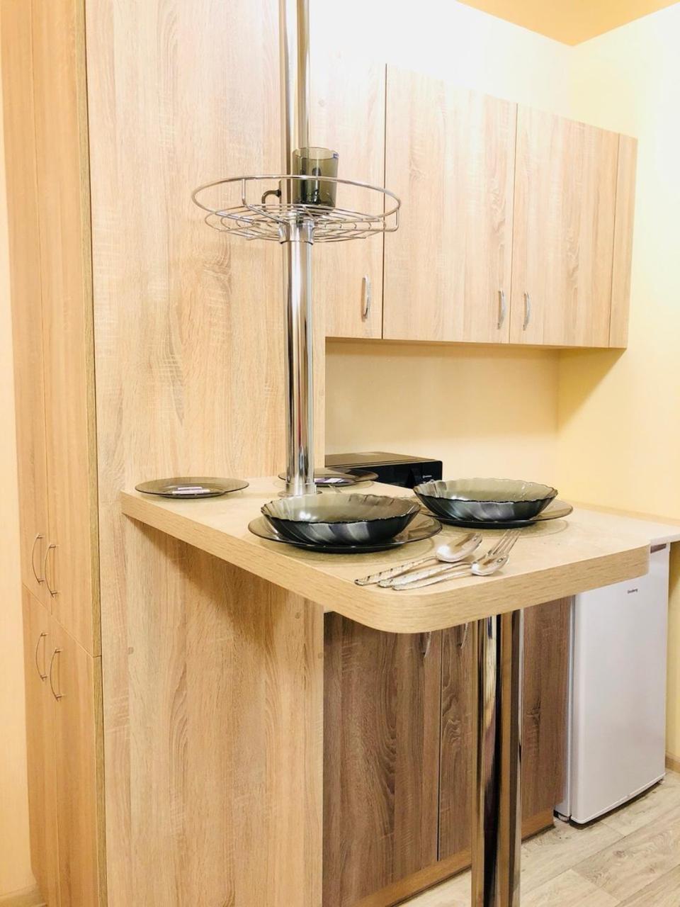 Comfortable Apartment Near Metro Харков Екстериор снимка